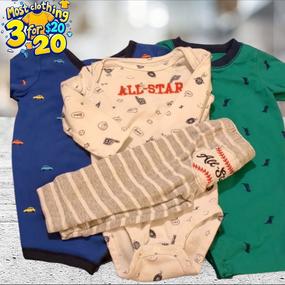 Bundle of 3 onesies and pants size 6 months
